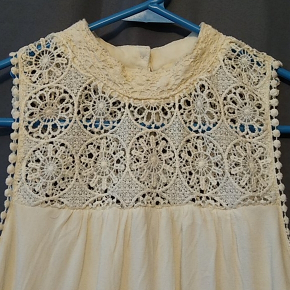 Hint of Mint Sleeveless Shift Dress - Picture 2 of 4